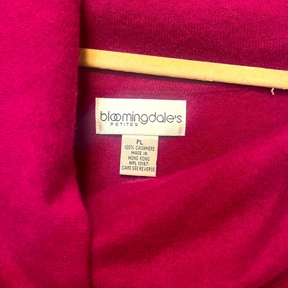 NWT Bloomingdale Cashmere Cowlneck turtleneck PL magenta - Picture 4 of 4